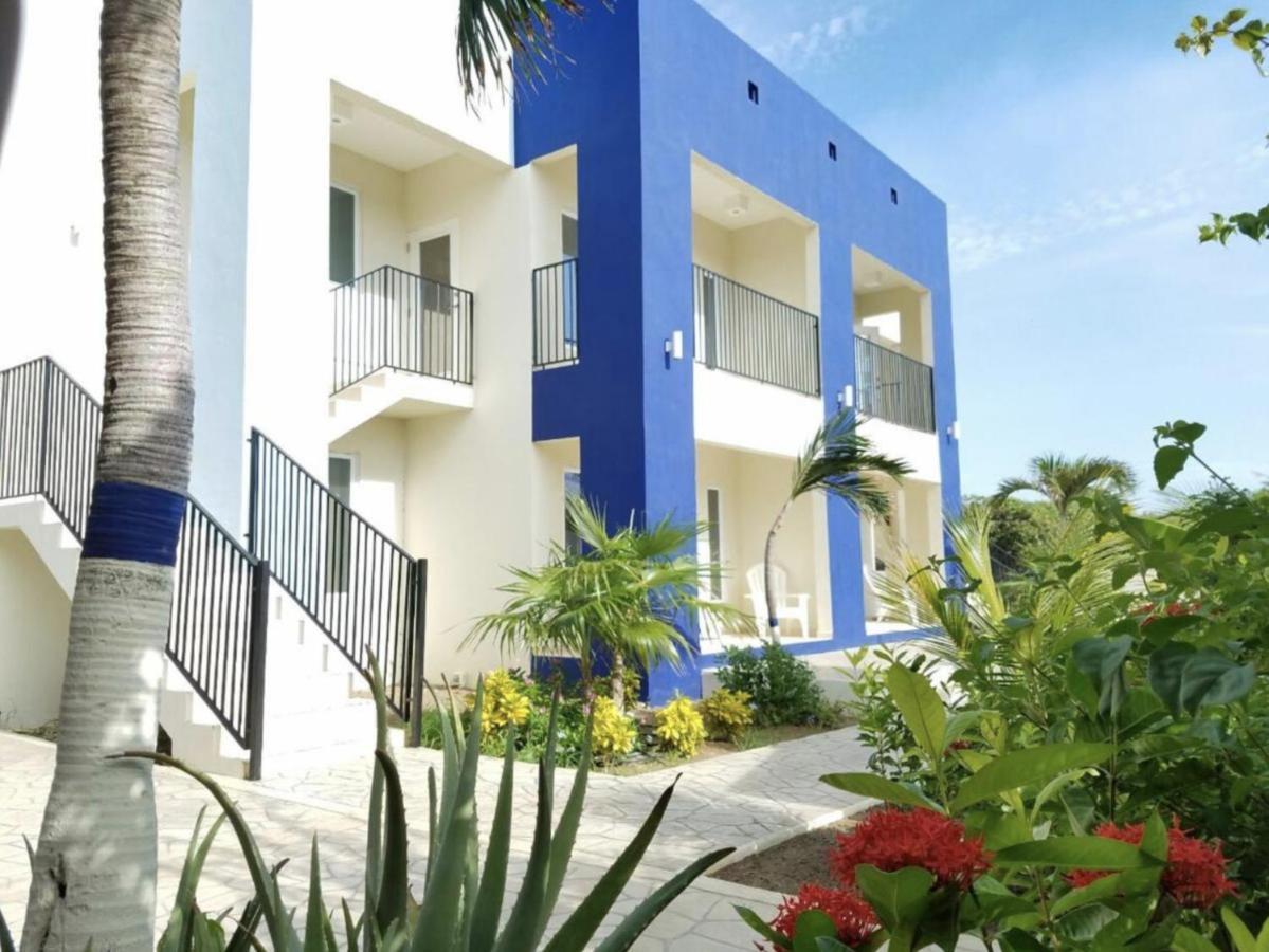 Andira Apartments Willemstad Eksteriør billede
